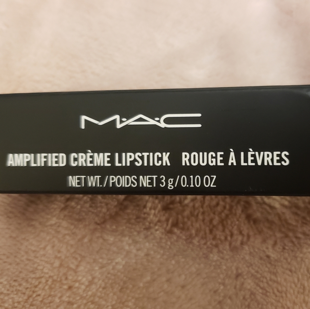 NIB Mac Lipstick 108 Dubonnet - Picture 3 of 4